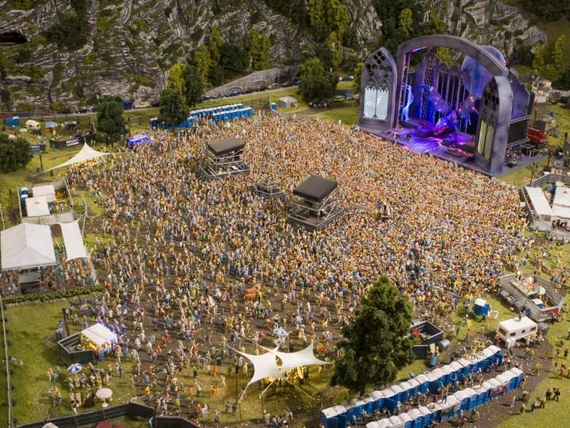 Miniatur Wunderland Hamburg Germany is the largest model railway in the world, and one of the most successful permanent exhibitions in Northern Germany. Learn all you can about the worlds largest model railway train set in Hamburg Germany Miniatur Wunderland. Miniatur Wunderland Hamburg Germany also has the worlds largest model train set and working airport. 