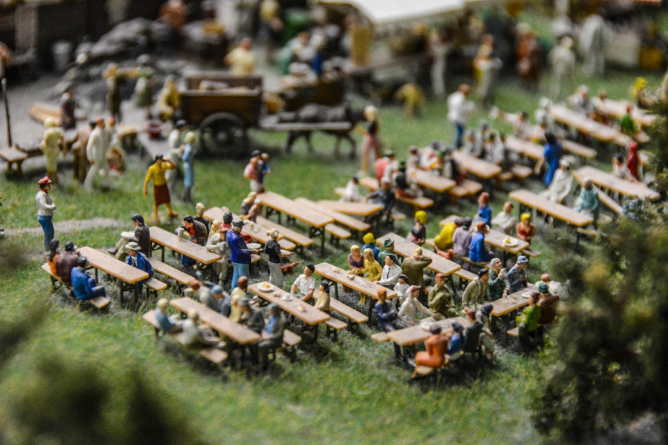 Miniatur Wunderland Hamburg Germany is the largest model railway in the world, and one of the most successful permanent exhibitions in Northern Germany. Learn all you can about the worlds largest model railway train set in Hamburg Germany Miniatur Wunderland. Miniatur Wunderland Hamburg Germany also has the worlds largest model train set and working airport. 