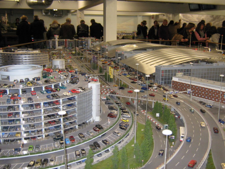 Miniatur Wunderland Hamburg Germany is the largest model railway in the world, and one of the most successful permanent exhibitions in Northern Germany. Learn all you can about the worlds largest model railway train set in Hamburg Germany Miniatur Wunderland. Miniatur Wunderland Hamburg Germany also has the worlds largest model train set and working airport. 