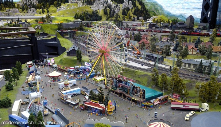 Miniatur Wunderland Hamburg Germany is the largest model railway in the world, and one of the most successful permanent exhibitions in Northern Germany. Learn all you can about the worlds largest model railway train set in Hamburg Germany Miniatur Wunderland. Miniatur Wunderland Hamburg Germany also has the worlds largest model train set and working airport. 
