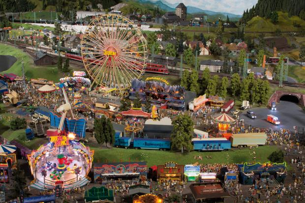 Miniatur Wunderland Hamburg Germany is the largest model railway in the world, and one of the most successful permanent exhibitions in Northern Germany. Learn all you can about the worlds largest model railway train set in Hamburg Germany Miniatur Wunderland. Miniatur Wunderland Hamburg Germany also has the worlds largest model train set and working airport. 