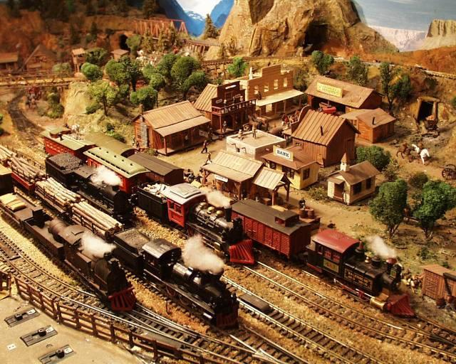 Miniatur Wunderland Hamburg Germany is the largest model railway in the world, and one of the most successful permanent exhibitions in Northern Germany. Learn all you can about the worlds largest model railway train set in Hamburg Germany Miniatur Wunderland. Miniatur Wunderland Hamburg Germany also has the worlds largest model train set and working airport. 
