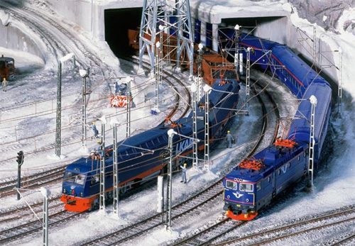 Miniatur Wunderland Hamburg Germany is the largest model railway in the world, and one of the most successful permanent exhibitions in Northern Germany. Learn all you can about the worlds largest model railway train set in Hamburg Germany Miniatur Wunderland. Miniatur Wunderland Hamburg Germany also has the worlds largest model train set and working airport. 