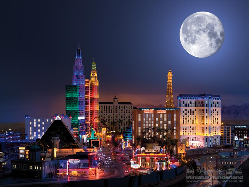 Miniatur Wunderland Hamburg Germany is the largest model railway in the world, and one of the most successful permanent exhibitions in Northern Germany. Learn all you can about the worlds largest model railway train set in Hamburg Germany Miniatur Wunderland. Miniatur Wunderland Hamburg Germany also has the worlds largest model train set and working airport. 