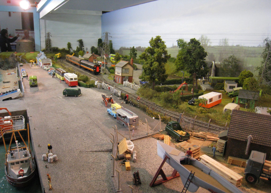 KraftTrains.com brings you model railroading clubs around the world. The Model Railway Society of Ireland in Dublin Ireland. Travel to Dublin Ireland Model Railway Society and take a look at there model train set layouts. 