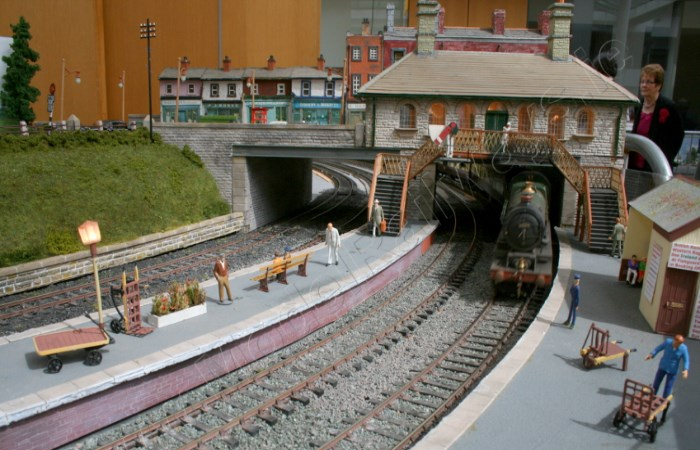 KraftTrains.com brings you model railroading clubs around the world. The Model Railway Society of Ireland in Dublin Ireland. Travel to Dublin Ireland Model Railway Society and take a look at there model train set layouts. 