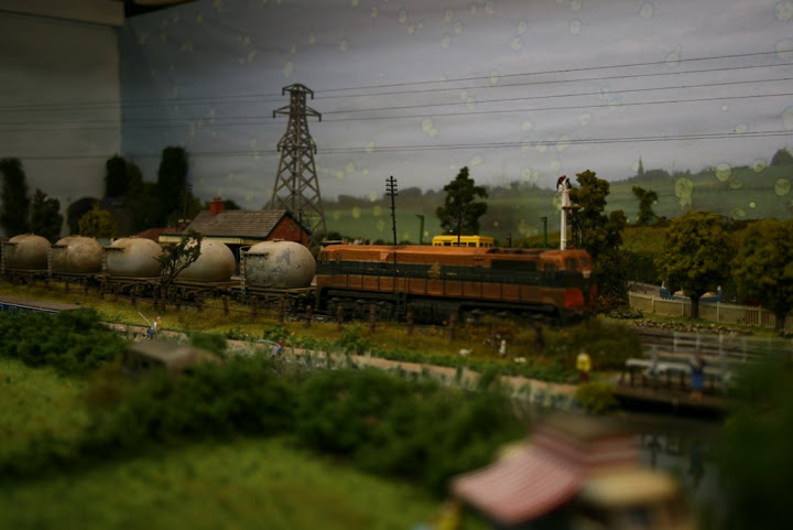 KraftTrains.com brings you model railroading clubs around the world. The Model Railway Society of Ireland in Dublin Ireland. Travel to Dublin Ireland Model Railway Society and take a look at there model train set layouts. 