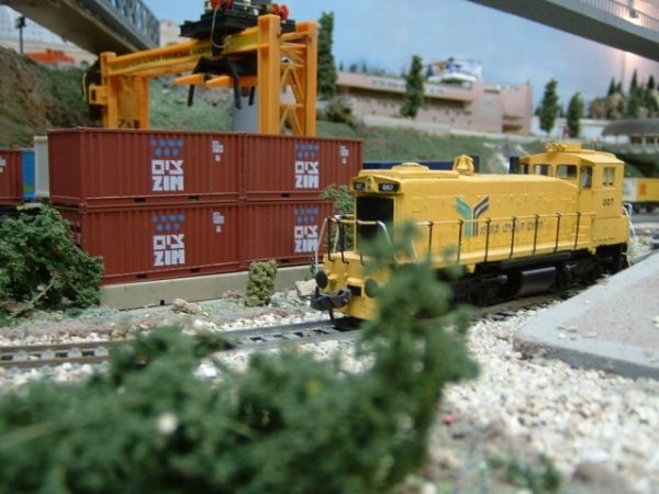 Travel to Israel and see what The Israeli Club for Model Trains are all about. Take a tour of The Israeli Club for Model Trains Community and learn all about what The Israeli Club for Model Trains can offer you in model railroading and learn all what you can about model trains in Israel. By www.krafttrains.com 