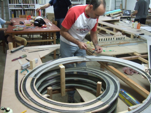 Travel to Israel and see what The Israeli Club for Model Trains are all about. Take a tour of The Israeli Club for Model Trains Community and learn all about what The Israeli Club for Model Trains can offer you in model railroading and learn all what you can about model trains in Israel. By www.krafttrains.com 