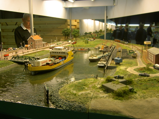 Model railroading clubs in the Hertogenbosch Netherlands Model Spoor Group's. Travel to Hertogenbosch in the Netherlands and go to the Model Spoor Group's train club and learn more about the Model Spoor Group's railroading clubs.