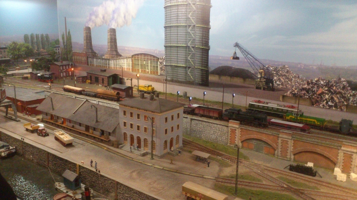 Model railroading clubs in the Hertogenbosch Netherlands Model Spoor Group's. Travel to Hertogenbosch in the Netherlands and go to the Model Spoor Group's train club and learn more about the Model Spoor Group's railroading clubs.