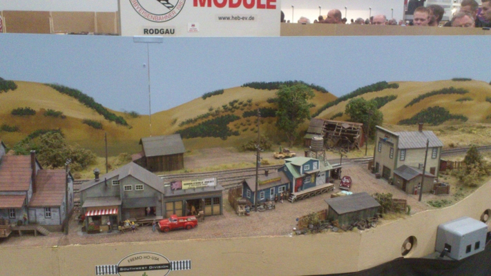 Model railroading clubs in the Hertogenbosch Netherlands Model Spoor Group's. Travel to Hertogenbosch in the Netherlands and go to the Model Spoor Group's train club and learn more about the Model Spoor Group's railroading clubs.