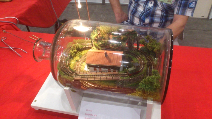 Model railroading clubs in the Hertogenbosch Netherlands Model Spoor Group's. Travel to Hertogenbosch in the Netherlands and go to the Model Spoor Group's train club and learn more about the Model Spoor Group's railroading clubs.