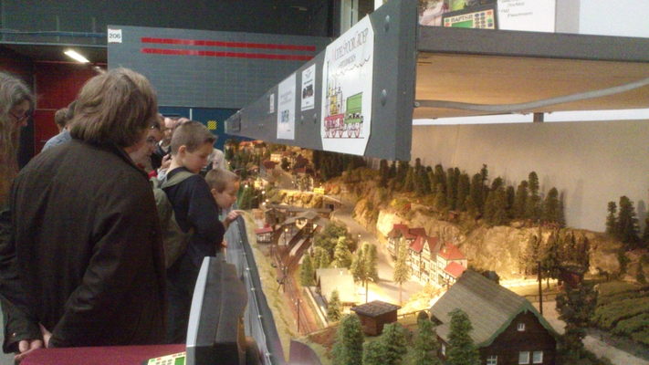 Model railroading clubs in the Hertogenbosch Netherlands Model Spoor Group's. Travel to Hertogenbosch in the Netherlands and go to the Model Spoor Group's train club and learn more about the Model Spoor Group's railroading clubs.