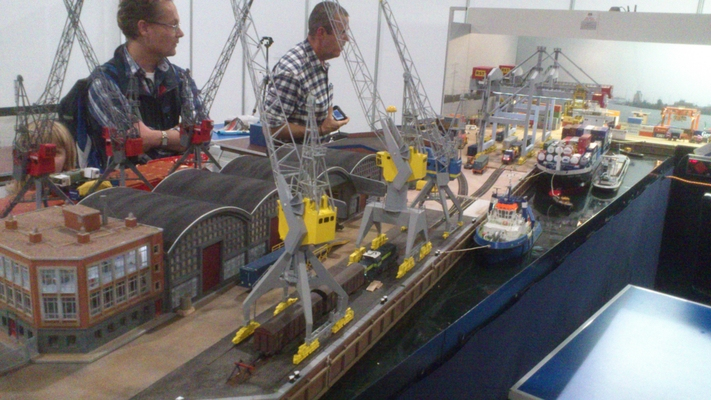 Model railroading clubs in the Hertogenbosch Netherlands Model Spoor Group's. Travel to Hertogenbosch in the Netherlands and go to the Model Spoor Group's train club and learn more about the Model Spoor Group's railroading clubs.