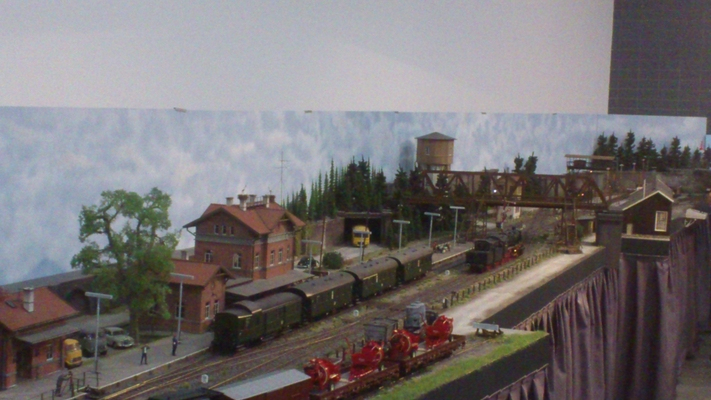 Model railroading clubs in the Hertogenbosch Netherlands Model Spoor Group's. Travel to Hertogenbosch in the Netherlands and go to the Model Spoor Group's train club and learn more about the Model Spoor Group's railroading clubs.