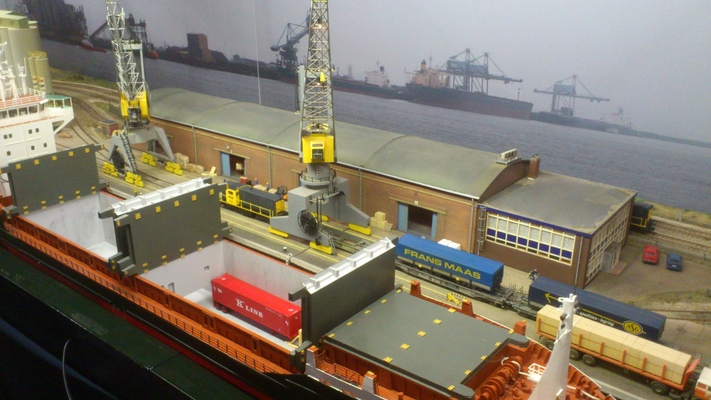 Model railroading clubs in the Hertogenbosch Netherlands Model Spoor Group's. Travel to Hertogenbosch in the Netherlands and go to the Model Spoor Group's train club and learn more about the Model Spoor Group's railroading clubs.