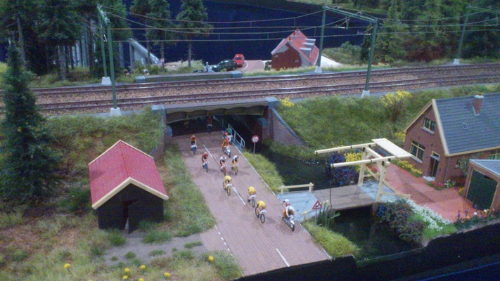 Model railroading clubs in the Hertogenbosch Netherlands Model Spoor Group's. Travel to Hertogenbosch in the Netherlands and go to the Model Spoor Group's train club and learn more about the Model Spoor Group's railroading clubs.