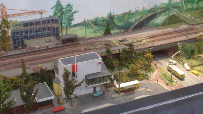 Model railroading clubs in the Hertogenbosch Netherlands Model Spoor Group's. Travel to Hertogenbosch in the Netherlands and go to the Model Spoor Group's train club and learn more about the Model Spoor Group's railroading clubs.