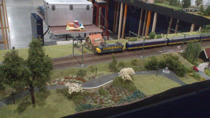 Model railroading clubs in the Hertogenbosch Netherlands Model Spoor Group's. Travel to Hertogenbosch in the Netherlands and go to the Model Spoor Group's train club and learn more about the Model Spoor Group's railroading clubs.