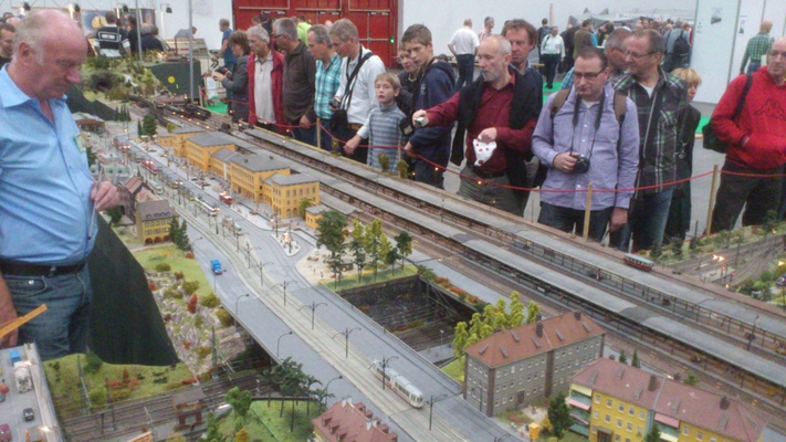Model railroading clubs in the Hertogenbosch Netherlands Model Spoor Group's. Travel to Hertogenbosch in the Netherlands and go to the Model Spoor Group's train club and learn more about the Model Spoor Group's railroading clubs.