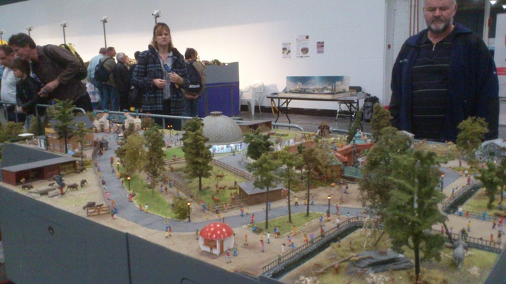 Model railroading clubs in the Hertogenbosch Netherlands Model Spoor Group's. Travel to Hertogenbosch in the Netherlands and go to the Model Spoor Group's train club and learn more about the Model Spoor Group's railroading clubs.