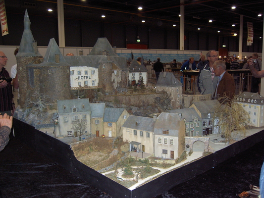 Model railroading clubs in the Hertogenbosch Netherlands Model Spoor Group's. Travel to Hertogenbosch in the Netherlands and go to the Model Spoor Group's train club and learn more about the Model Spoor Group's railroading clubs.