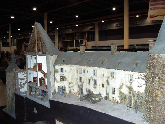 Model railroading clubs in the Hertogenbosch Netherlands Model Spoor Group's. Travel to Hertogenbosch in the Netherlands and go to the Model Spoor Group's train club and learn more about the Model Spoor Group's railroading clubs.