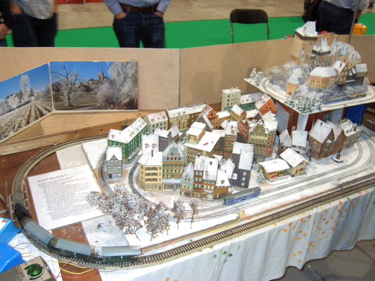 Model railroading clubs in the Hertogenbosch Netherlands Model Spoor Group's. Travel to Hertogenbosch in the Netherlands and go to the Model Spoor Group's train club and learn more about the Model Spoor Group's railroading clubs.
