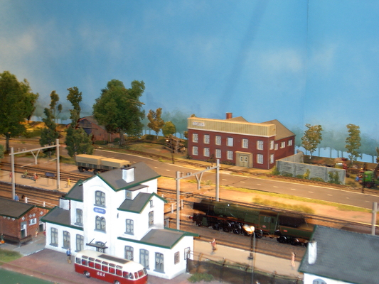 Model railroading clubs in the Hertogenbosch Netherlands Model Spoor Group's. Travel to Hertogenbosch in the Netherlands and go to the Model Spoor Group's train club and learn more about the Model Spoor Group's railroading clubs.