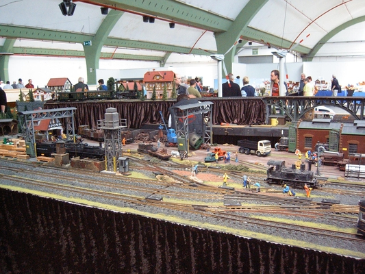 Model railroading clubs in the Hertogenbosch Netherlands Model Spoor Group's. Travel to Hertogenbosch in the Netherlands and go to the Model Spoor Group's train club and learn more about the Model Spoor Group's railroading clubs.