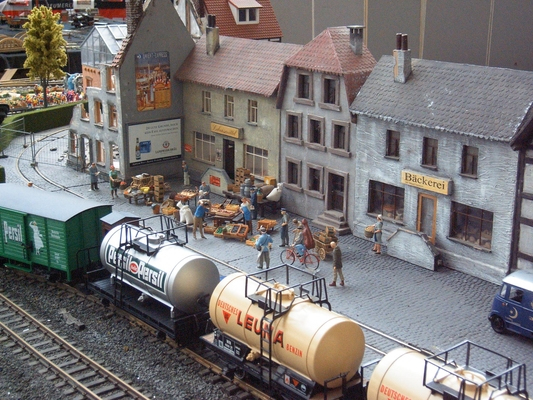 Model railroading clubs in the Hertogenbosch Netherlands Model Spoor Group's. Travel to Hertogenbosch in the Netherlands and go to the Model Spoor Group's train club and learn more about the Model Spoor Group's railroading clubs.