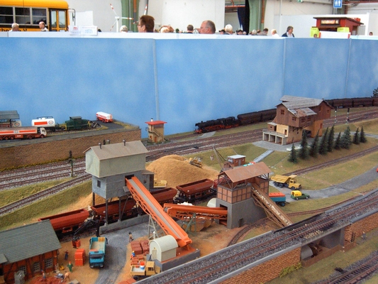 Model railroading clubs in the Hertogenbosch Netherlands Model Spoor Group's. Travel to Hertogenbosch in the Netherlands and go to the Model Spoor Group's train club and learn more about the Model Spoor Group's railroading clubs.