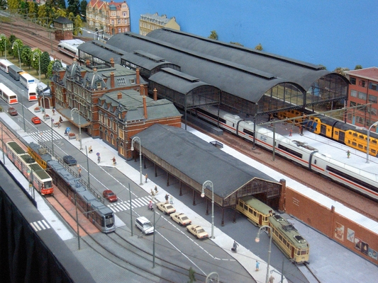 Model railroading clubs in the Hertogenbosch Netherlands Model Spoor Group's. Travel to Hertogenbosch in the Netherlands and go to the Model Spoor Group's train club and learn more about the Model Spoor Group's railroading clubs.