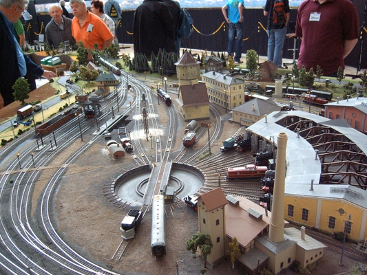 Model railroading clubs in the Hertogenbosch Netherlands Model Spoor Group's. Travel to Hertogenbosch in the Netherlands and go to the Model Spoor Group's train club and learn more about the Model Spoor Group's railroading clubs.