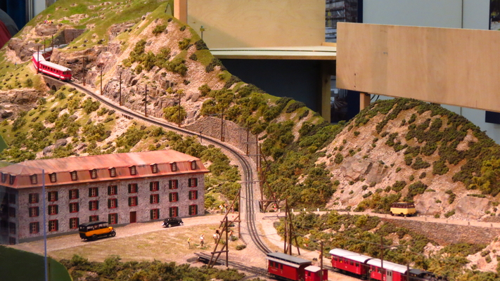 Model railroading clubs in the Hertogenbosch Netherlands Model Spoor Group's. Travel to Hertogenbosch in the Netherlands and go to the Model Spoor Group's train club and learn more about the Model Spoor Group's railroading clubs.