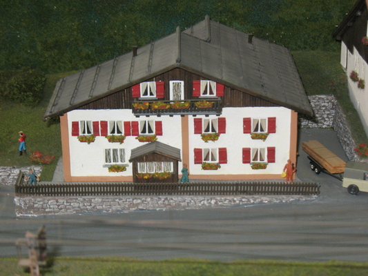Model railroading clubs in the Hertogenbosch Netherlands Model Spoor Group's. Travel to Hertogenbosch in the Netherlands and go to the Model Spoor Group's train club and learn more about the Model Spoor Group's railroading clubs.