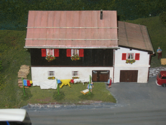 Model railroading clubs in the Hertogenbosch Netherlands Model Spoor Group's. Travel to Hertogenbosch in the Netherlands and go to the Model Spoor Group's train club and learn more about the Model Spoor Group's railroading clubs.