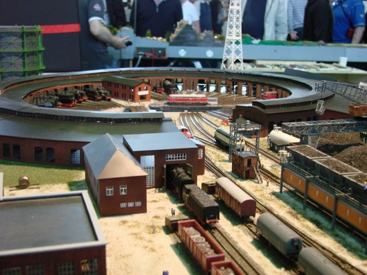 Model railroading clubs in the Hertogenbosch Netherlands Model Spoor Group's. Travel to Hertogenbosch in the Netherlands and go to the Model Spoor Group's train club and learn more about the Model Spoor Group's railroading clubs.