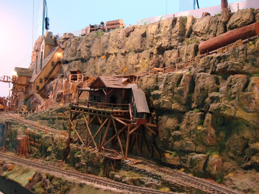 Model railroading clubs in the Hertogenbosch Netherlands Model Spoor Group's. Travel to Hertogenbosch in the Netherlands and go to the Model Spoor Group's train club and learn more about the Model Spoor Group's railroading clubs.