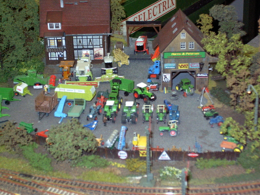 Model railroading clubs in the Hertogenbosch Netherlands Model Spoor Group's. Travel to Hertogenbosch in the Netherlands and go to the Model Spoor Group's train club and learn more about the Model Spoor Group's railroading clubs.