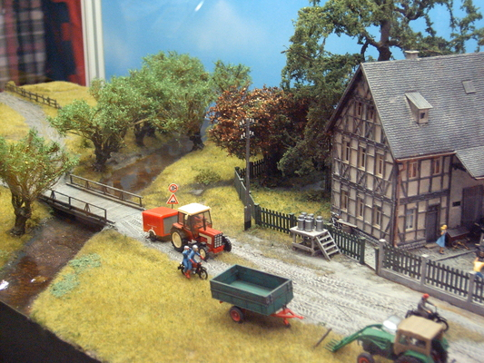 Model railroading clubs in the Hertogenbosch Netherlands Model Spoor Group's. Travel to Hertogenbosch in the Netherlands and go to the Model Spoor Group's train club and learn more about the Model Spoor Group's railroading clubs.