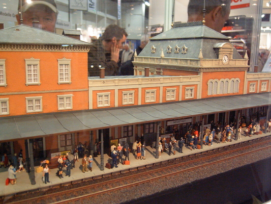 Model railroading clubs in the Hertogenbosch Netherlands Model Spoor Group's. Travel to Hertogenbosch in the Netherlands and go to the Model Spoor Group's train club and learn more about the Model Spoor Group's railroading clubs.