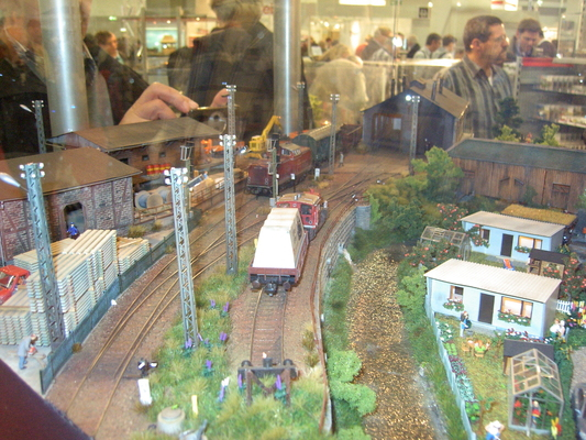 Model railroading clubs in the Hertogenbosch Netherlands Model Spoor Group's. Travel to Hertogenbosch in the Netherlands and go to the Model Spoor Group's train club and learn more about the Model Spoor Group's railroading clubs.