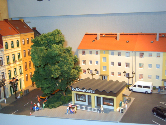 Model railroading clubs in the Hertogenbosch Netherlands Model Spoor Group's. Travel to Hertogenbosch in the Netherlands and go to the Model Spoor Group's train club and learn more about the Model Spoor Group's railroading clubs.