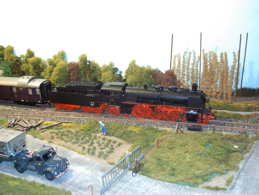 Model railroading clubs in the Hertogenbosch Netherlands Model Spoor Group's. Travel to Hertogenbosch in the Netherlands and go to the Model Spoor Group's train club and learn more about the Model Spoor Group's railroading clubs.