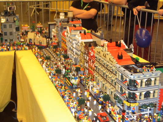 Model railroading clubs in the Hertogenbosch Netherlands Model Spoor Group's. Travel to Hertogenbosch in the Netherlands and go to the Model Spoor Group's train club and learn more about the Model Spoor Group's railroading clubs.