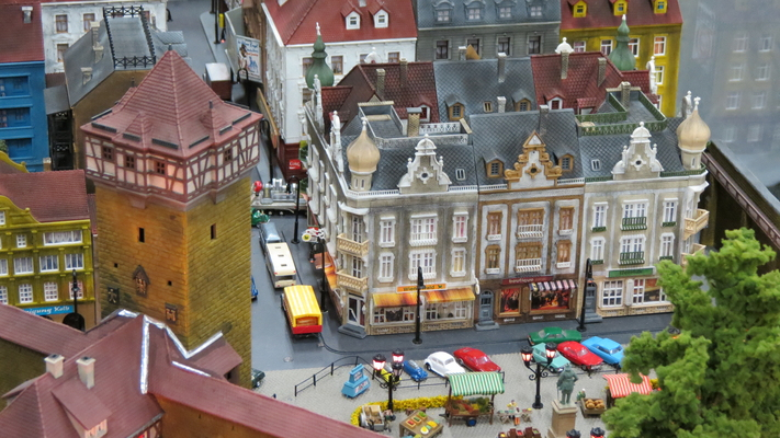 Model railroading clubs in the Hertogenbosch Netherlands Model Spoor Group's. Travel to Hertogenbosch in the Netherlands and go to the Model Spoor Group's train club and learn more about the Model Spoor Group's railroading clubs.