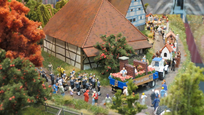Model railroading clubs in the Hertogenbosch Netherlands Model Spoor Group's. Travel to Hertogenbosch in the Netherlands and go to the Model Spoor Group's train club and learn more about the Model Spoor Group's railroading clubs.