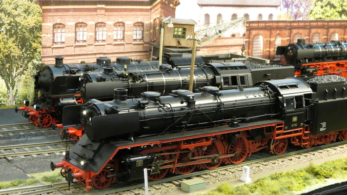 Model railroading clubs in the Hertogenbosch Netherlands Model Spoor Group's. Travel to Hertogenbosch in the Netherlands and go to the Model Spoor Group's train club and learn more about the Model Spoor Group's railroading clubs.